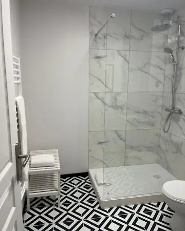 Penzion Les Du Et L'hotel Particulier Montréal
