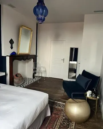 Les Du Et L'hotel Particulier